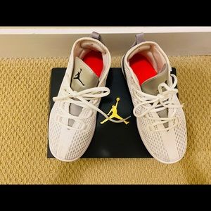 JORDAN REVEAL BG white sneaker high